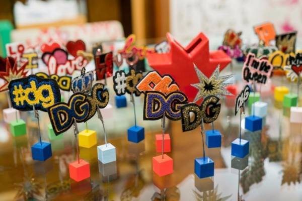 ドルチェ＆ガッバーナが伊勢丹新宿で限定ストア - ペイントやパッチを組み合わせ、スニーカーをカスタム