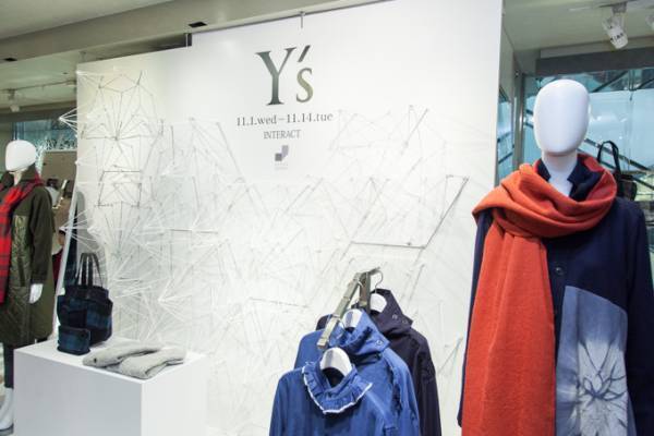 Y'sから“鳥獣人物戯画”モチーフのうさぎが飛び跳ねるブルゾンやレザー絞り染めドレスを限定発売