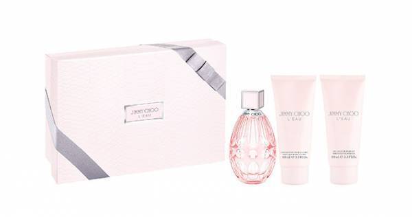 ジミー チュウ フレグランスのクリスマスコフレ、ボディローション＆シャワージェルで香りの重ね使い