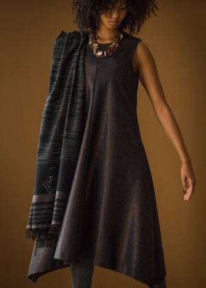 ハート17年秋冬11月の新作、無数のリボンを散りばめたアウターやホリデーシーズンを彩るワンピース