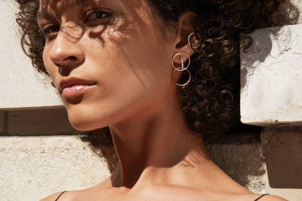 バレンシアガ出身デザイナーのジュエリー「シャルロット・シェネ」ロンハーマン千駄ヶ谷＆京都に限定ストア