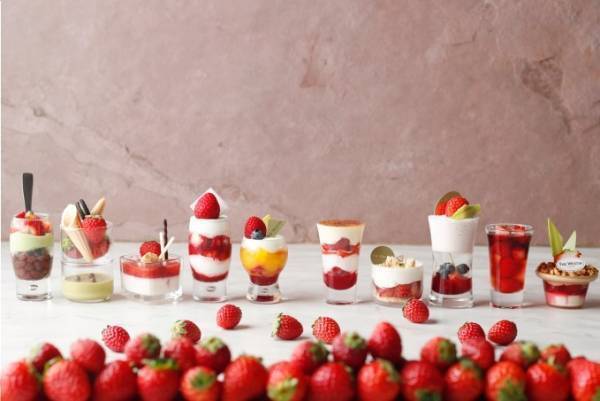 ウェスティンホテル東京の「ストロベリー デザートブッフェ」定番から世界のレア苺スイーツまで食べ放題