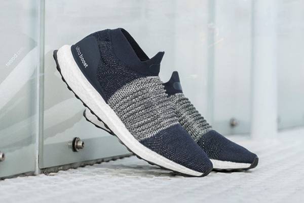 アディダスのスニーカー「ウルトラブースト」から初レースレス仕様、夕暮れ＆夜明けのカラー