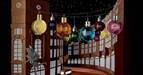 モルトンブラウンのクリスマス、ツリーに飾るボディウォッシュやシャワージェル入りクラッカー風ボックス