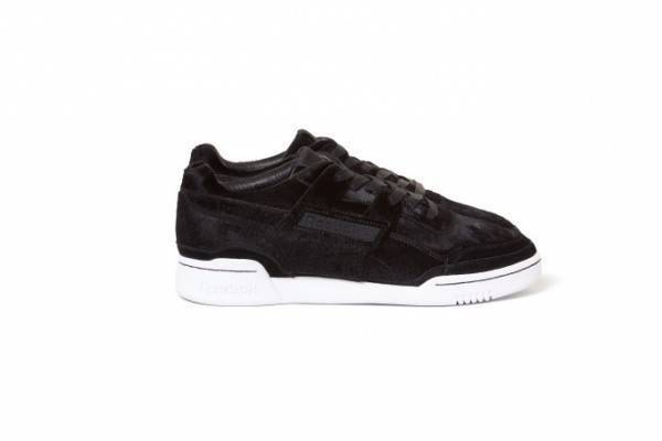 リーボック×ヘッド・ポーター プラスの新スニーカー、ポニーヘアーが演出する高級感