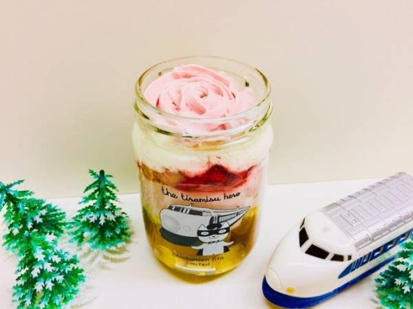 ティラミスヒーローの新作ティラミス「新幹線ベリー」東京＆名古屋で発売