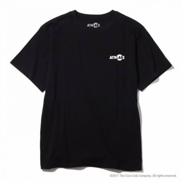 アトモス ラボ×コカ・コーラのコラボコレクション、ロゴやボトルがデザインされたロンTなど