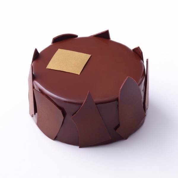 ピエール・エルメ・パリの2017年クリスマスケーキ"イスパハン"アレンジのチーズケーキなど