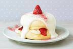 フリッパーズのクリスマス限定パンケーキ「スノーストロベリー」1.5倍のスフレ生地を2枚重ね＆大粒苺