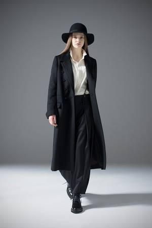 ローブス＆コンフェクションズ、自由が丘・札幌にて限定ストア - ウィメンズのアウターメイン