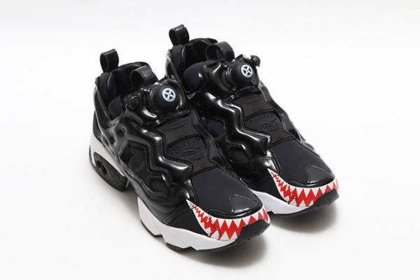 リーボック クラシック「サメル君」のインスタポンプフューリー、つま先にシャークマウス