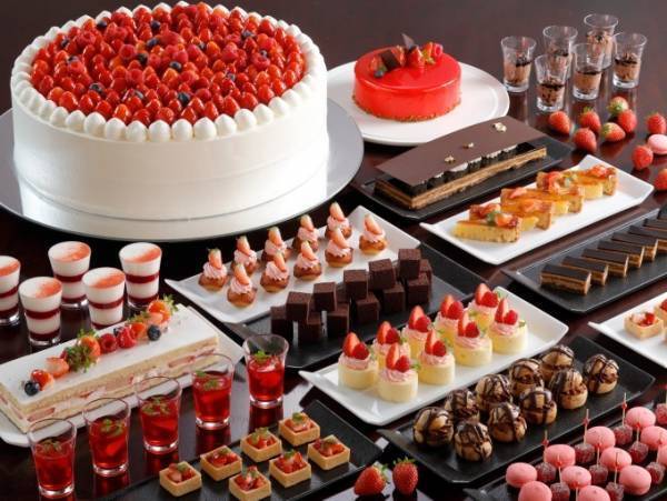 シェラトン都ホテル大阪でいちご＆チョコのスイーツブッフェ - フォンダンショコラやケーキなど