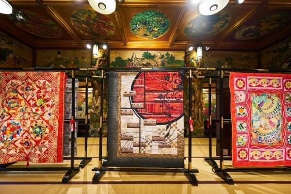 「和キルト×百段階段 2018」ホテル雅叙園東京で - 380点超のキルトが有形文化財を彩る展覧会