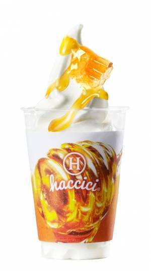 HACCIのはちみつソフトクリームショップ「haccici」エディブルフラワーや巣みつをトッピング