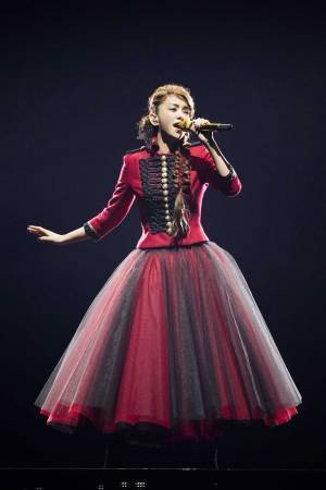 安室奈美恵のラスト全国ドームツアー収録DVD発売 - 東京ドーム公演や25周年沖縄ライブ