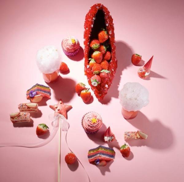 "魔法"がテーマの苺ブッフェ「マジック・オブ・ストロベリー」ザ・リッツ・カールトン大阪で開催