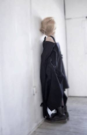 アリスアウアア 2018年春夏コレクション - チェック、ケルト文字、ディテール全てがデザイナーの愛