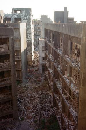 写真集『THE ISLAND 軍艦島』“廃墟の王” と呼ばれる世界遺産「長崎 軍艦島」を特集