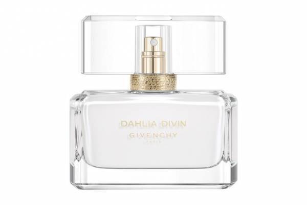 ジバンシイの新作香水「ダリア ディヴァン オー イニシアル オーデトワレ」登場