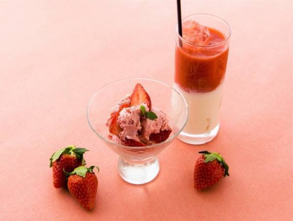 「アコメヤのいちご市」新鮮あきひめの販売会や苺ショコラ大福などが集結、甘酒いちごミルクも