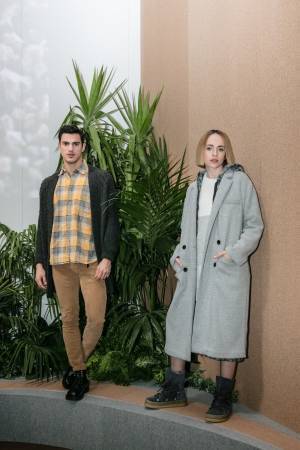 ビルケンシュトックの新作シューズ - ”イヌイット”から着想を得たスエードブーツやサンダルなど