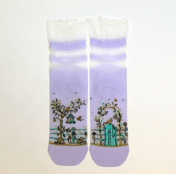 ポール & ジョー シスターの18年春夏レッグウェア、葉っぱに隠れる子猫柄のソックスなど