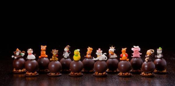 大阪マリオット都ホテルのバレンタイン「アニマルショコラ」猫や犬、パンダの表情豊かなチョコ