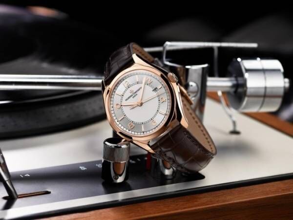 ヴァシュロン・コンスタンタン新作腕時計「フィフティーシックス」伝統的な精神を引き継ぐエントリーモデル