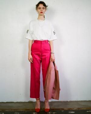 クラネ×ディッキーズのワークパンツ - ハイウエスト&アンクル丈の都会的なシルエット