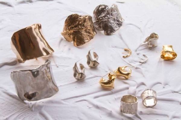 LA発のヘアジュエリーブランド「プリュイ」旗艦店が神宮前に拡大リニューアルオープン