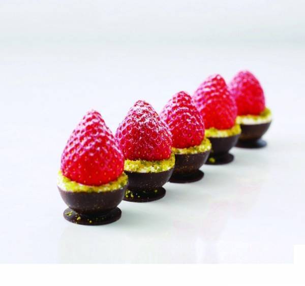 ギンザ シックスのバレンタイン、「パティスリー銀座千疋屋」「辻利」の特別ショコラ