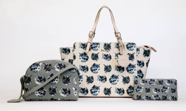 ポール & ジョー シスター「ネコ」モチーフの新作バッグ、全面にフェイスプリント