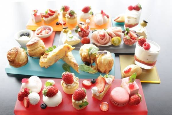 ハイアット リージェンシー 東京より、いちご尽くしの「いちごのアフタヌーンティー」が登場