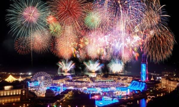 ハウステンボス「春の九州一花火大会」九州最大規模2万発の打上花火&アニソンとのコラボ花火も