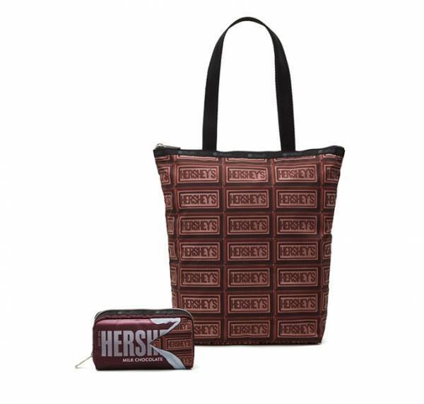 レスポートサック×ハーシー「キスチョコ」モチーフのバッグやポーチを発売