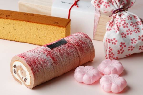 パレスホテル東京から桜ロールケーキや最中など“桜スイーツ”、イースターチョコレートも