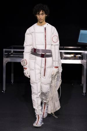 「ユイマ ナカザト」18春夏オートクチュールコレクションを体感できる展覧会、東京ミッドタウンで