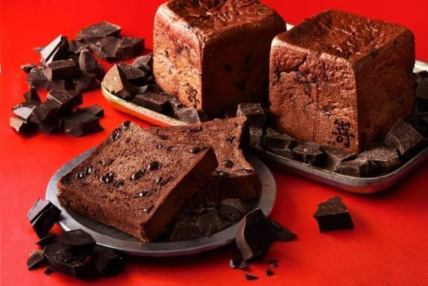 高級食パン専門店嵜本、クリスマス限定“チョコたっぷり”「スイートショコラ食パン」大阪・東京で発売