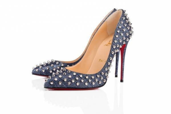 クリスチャン ルブタン18春夏新作「デニム & バジン」タイダイから着想を得たシューズやバッグ