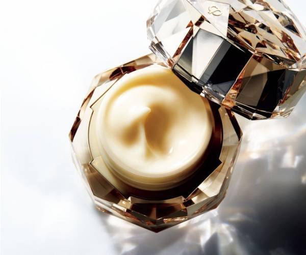 うめだ阪急がリニューアルで“ビューティーワールド”へ、トリートメントキャビンやフレグランス売場