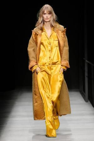 ボッテガ・ヴェネタ 18年秋冬ウィメンズコレクション - ニューヨーカーが愛する“極端な生活”