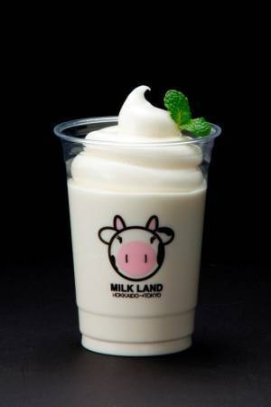 “北海道産ミルク”の専門店が渋谷に限定出店、超濃厚ソフトやカスタムできる超さっぱりソフトパフェ