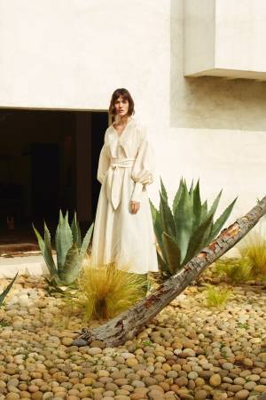 セレクトショップ「カオス表参道」ザ ロウのウェアやジル・サンダーのシューズからアートまで