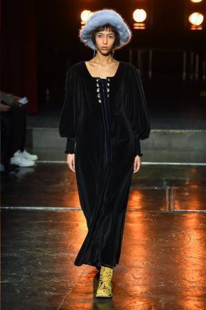 ジョルネ 2018-19年秋冬コレクション - 繰り返される不規則なパッチワーク