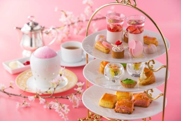 ホテル インターコンチネンタル 東京ベイ「桜と苺のアフタヌーンティー」和洋選べるティータイム