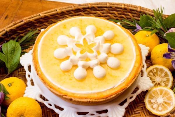 キル フェ ボン新作「ゆずチーズスフレのタルト」ゆずの酸味とチーズのコクをふわふわ食感で