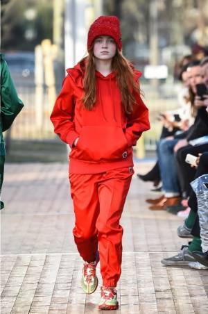 アンダーカバー 2018-19年秋冬コレクション - 心はいつまでもフレッシュで