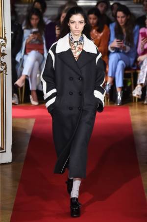 ポール&ジョー 2018年秋冬コレクション - ギークな女の子がモダンに着こなす懐かしのスタイル