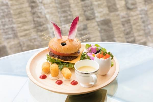 ザ・プリンス パークタワー東京でイースター限定"バニー"モチーフのハンバーガーなど