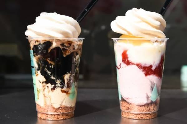 テイクアウトパフェ専門店「ザ パフェ スタンド」原宿駅竹下口改札外にオープン